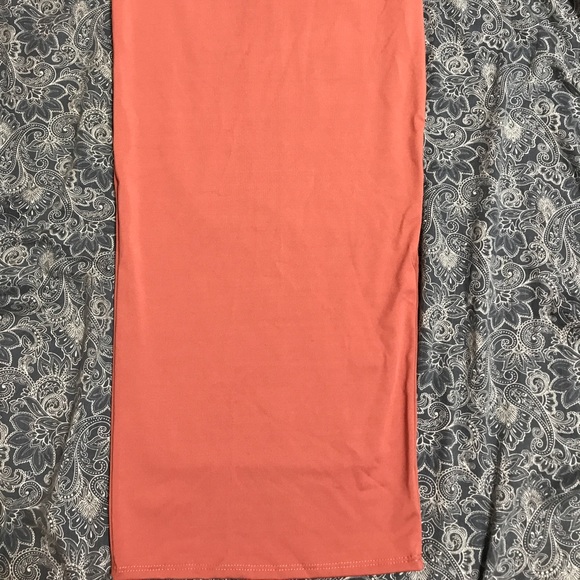 A. Byer shirt and fashion nova skirt - Picture 6 of 6